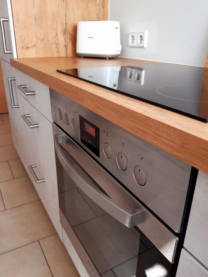 Frankenberg Stadtoase Geraeumige Gaestewohnungen Mit Balkon, Komfort, Modernitaet Und Ruhe, Fuer Monteure Geeignet, Free Wifi מראה חיצוני תמונה