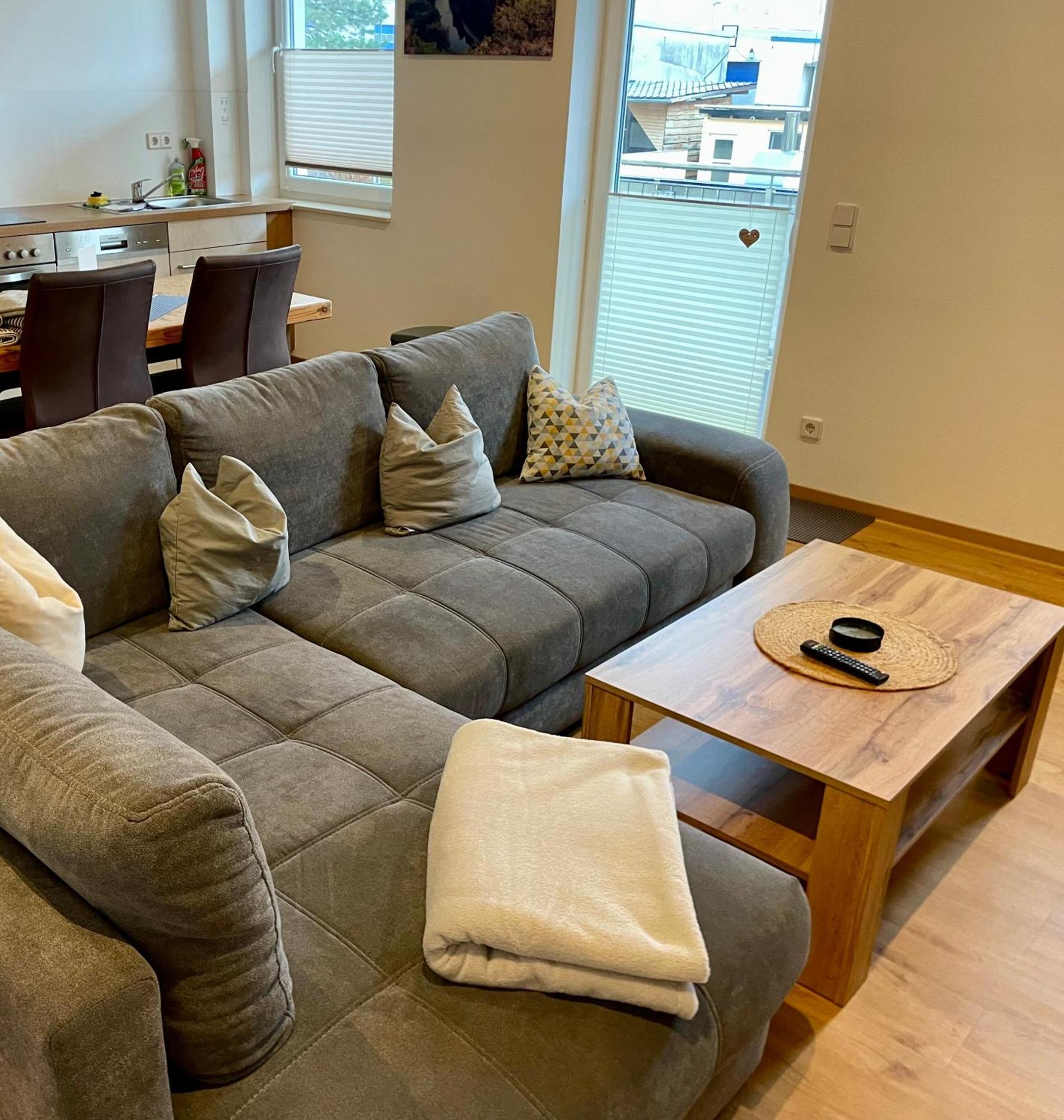 Frankenberg Stadtoase Geraeumige Gaestewohnungen Mit Balkon, Komfort, Modernitaet Und Ruhe, Fuer Monteure Geeignet, Free Wifi מראה חיצוני תמונה