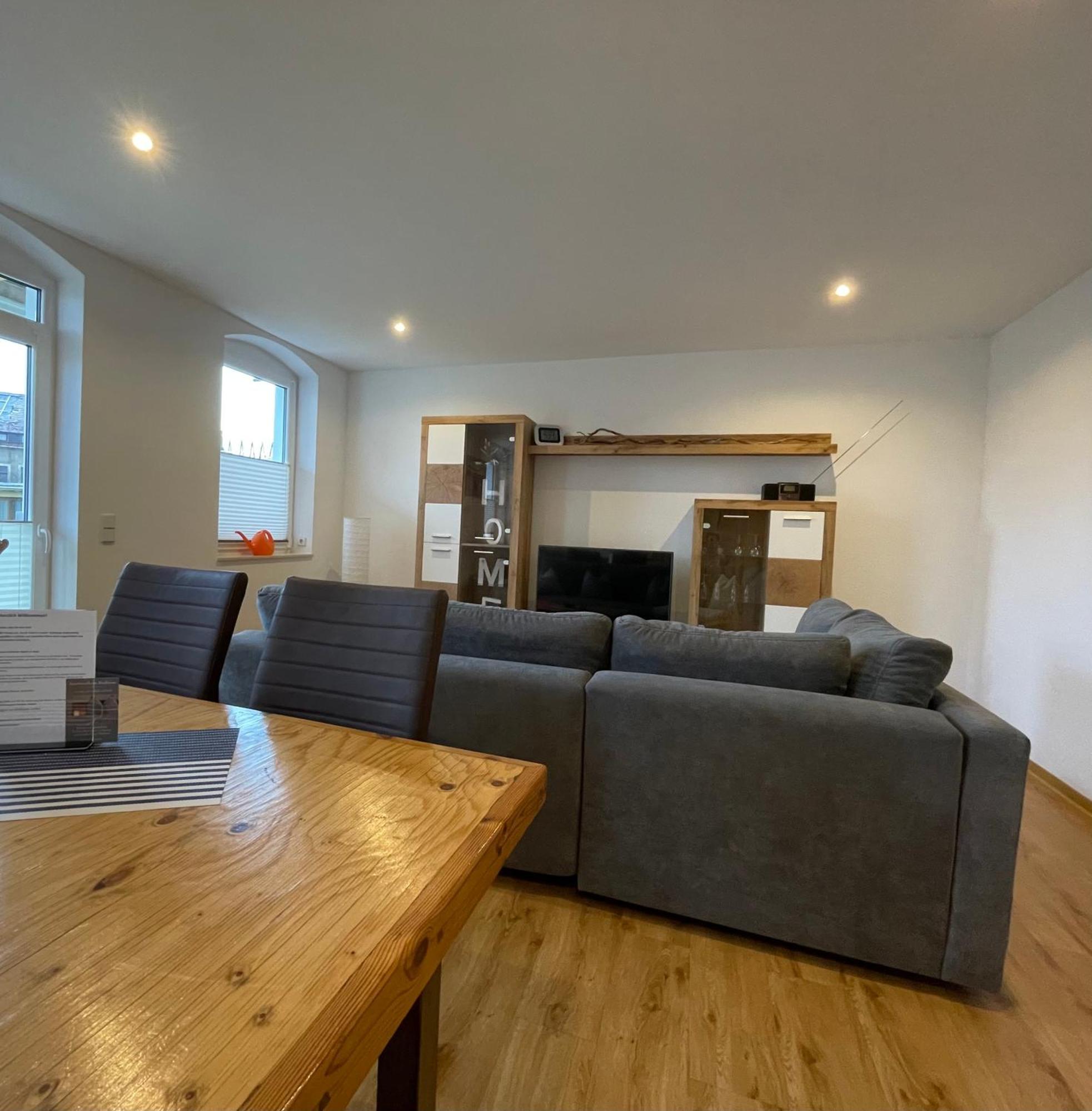 Frankenberg Stadtoase Geraeumige Gaestewohnungen Mit Balkon, Komfort, Modernitaet Und Ruhe, Fuer Monteure Geeignet, Free Wifi מראה חיצוני תמונה