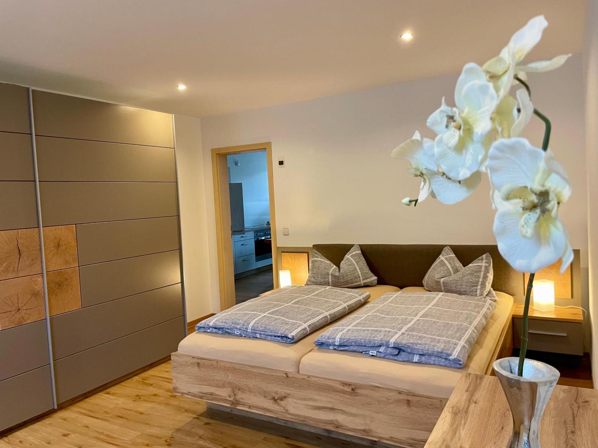 Frankenberg Stadtoase Geraeumige Gaestewohnungen Mit Balkon, Komfort, Modernitaet Und Ruhe, Fuer Monteure Geeignet, Free Wifi מראה חיצוני תמונה