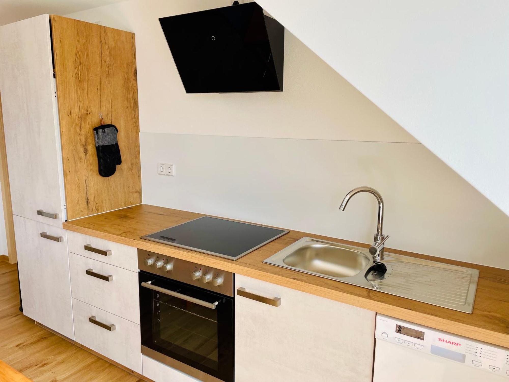 Frankenberg Stadtoase Geraeumige Gaestewohnungen Mit Balkon, Komfort, Modernitaet Und Ruhe, Fuer Monteure Geeignet, Free Wifi מראה חיצוני תמונה