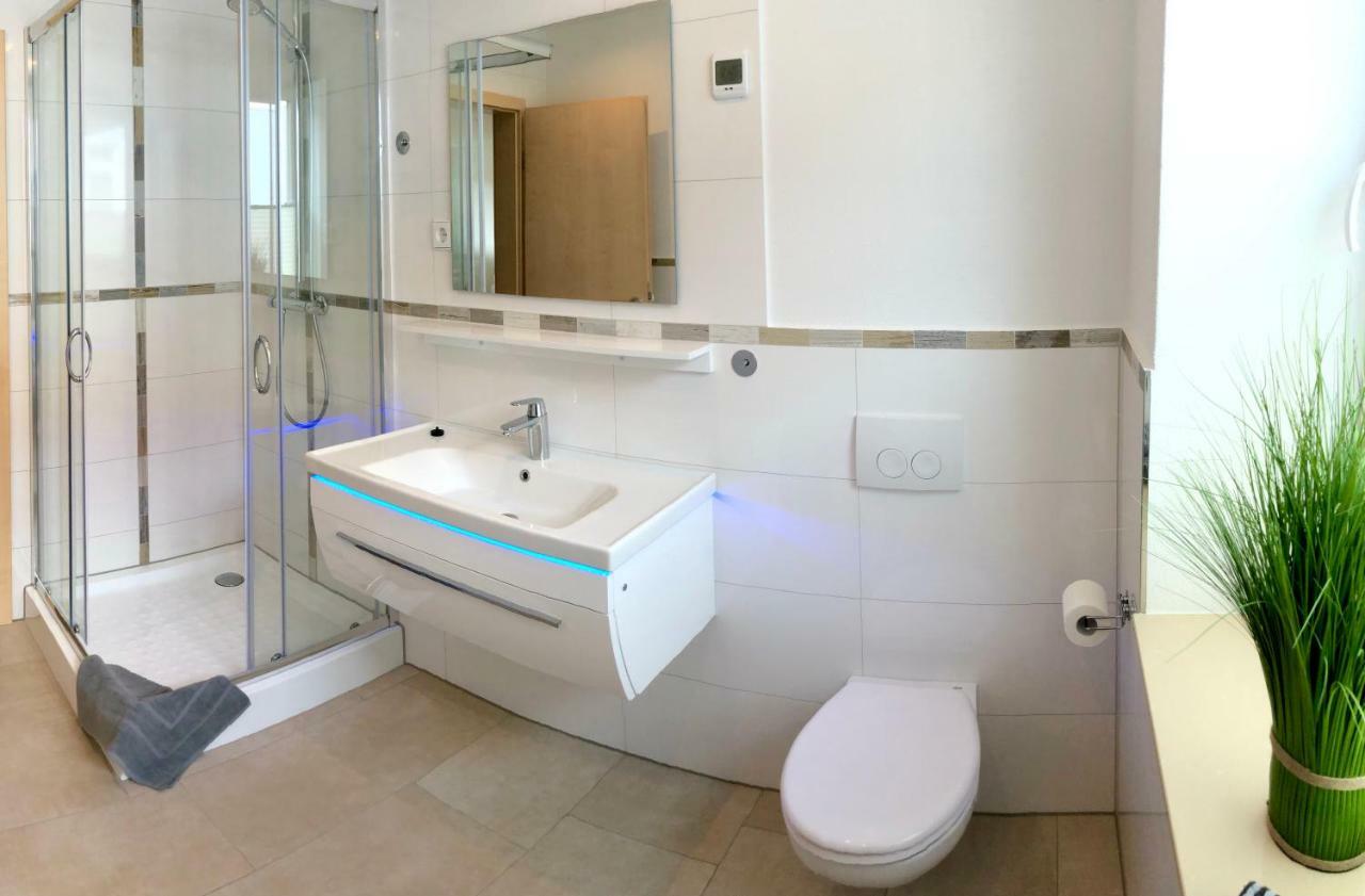 Frankenberg Stadtoase Geraeumige Gaestewohnungen Mit Balkon, Komfort, Modernitaet Und Ruhe, Fuer Monteure Geeignet, Free Wifi מראה חיצוני תמונה